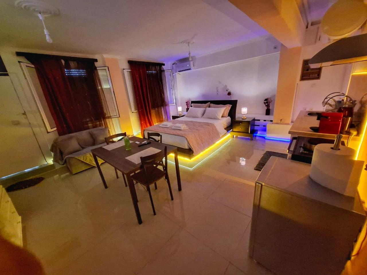 Acropolis Echoes Apartment Athen Eksteriør billede
